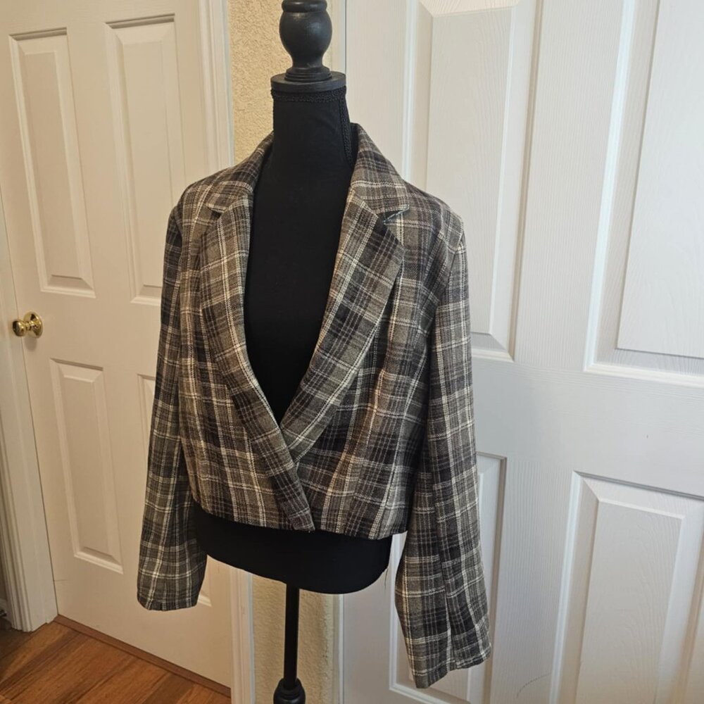 Cropped Plaid Blazer Jacket